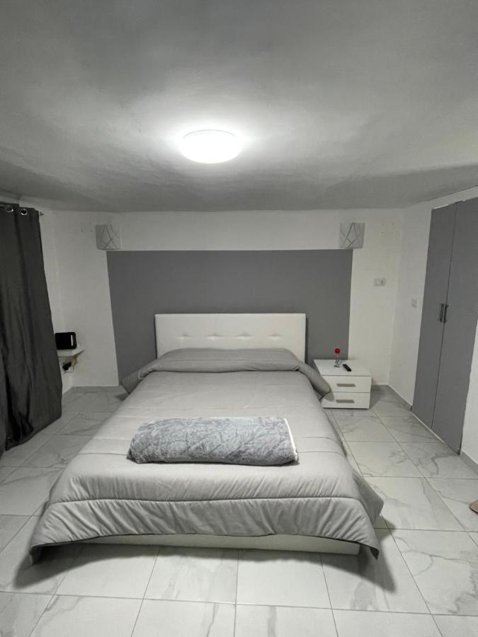 Gradoniroom26 Napoli Bagian luar foto