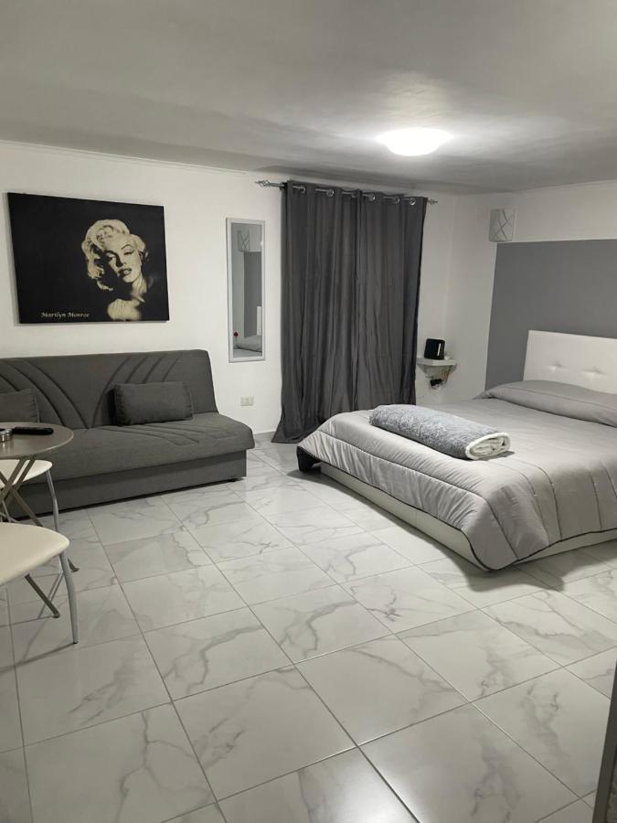 Gradoniroom26 Napoli Bagian luar foto