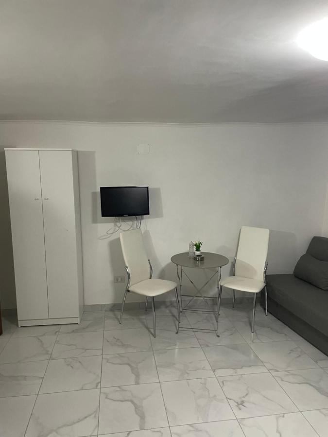Gradoniroom26 Napoli Bagian luar foto